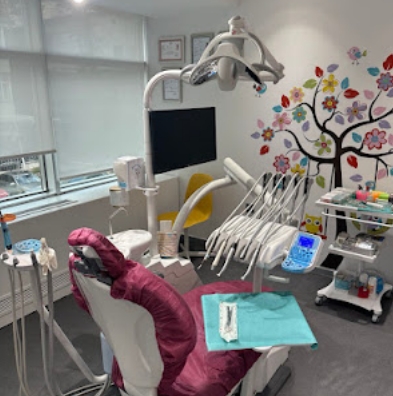 Фото 2 клиники HlcDental Ağiz & Di̇ş Sağliği Poli̇kli̇ni̇ği̇